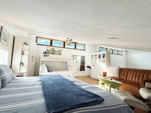 2 soverom, strykejern/-brett, wi-fi og sengetøy