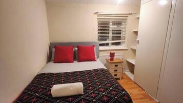 1 bedroom, WiFi, bed sheets