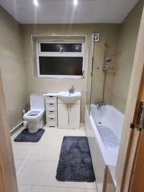 تجهيزات دش، مناشف