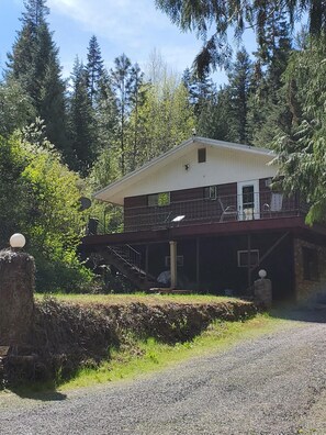 Exterior - Woodland Retreat in Spokane / Mead (Mead)
