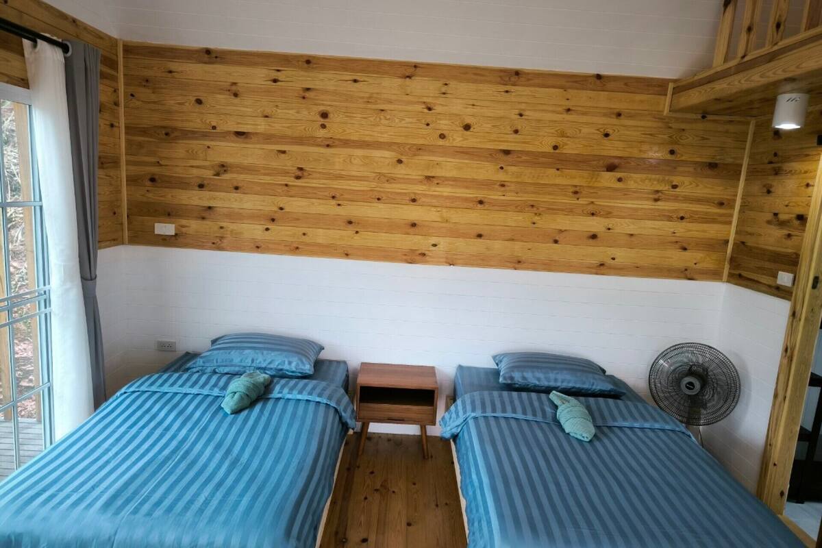 Habitació amb dos llits individuals estàndard, vistes a la muntanya | Wifi gratuïta