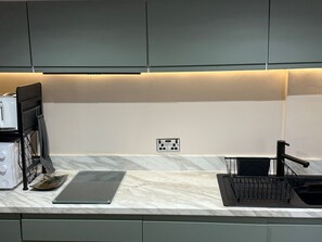 Fridge, microwave, stovetop, toaster