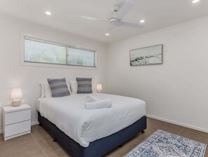 5 habitaciones, escritorio, tabla de planchar con plancha y wifi gratis