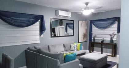 Very Large, charming 2- bedroom house in quaint Portmore with AC