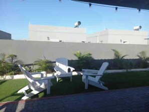 Property grounds - Very Large, charming 2- bedroom house in quaint Portmore with AC (Portmore)