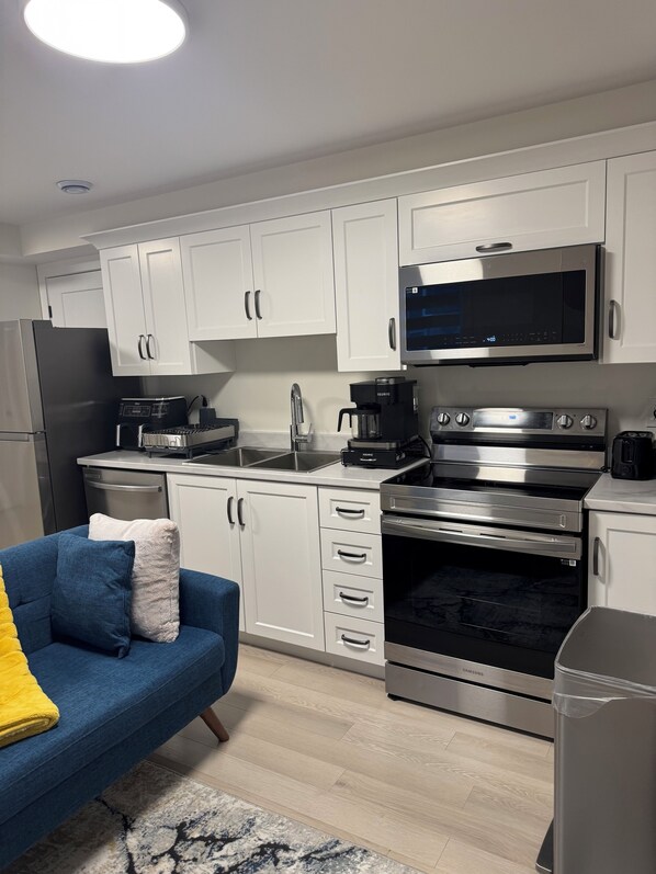 Microwave, oven, stovetop, dishwasher