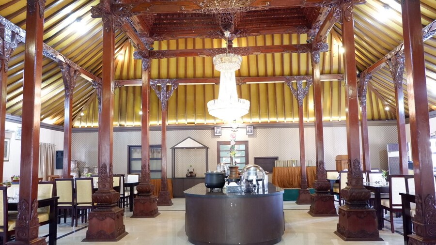 Ataya Hotel by Qinarya