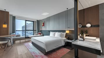 Cortinas blackout, cunas gratuitas, wifi gratis y ropa de cama