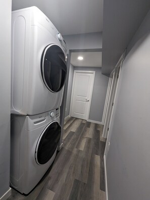 Interior - Home away from home! Entire basement suite with privacy and driveway parking! (Winnipeg)