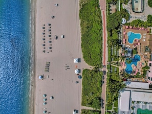Beach - Luxury 2BR Oceanfront Penthouse with Two Private Balconies / PH-2 (Miami Beach)