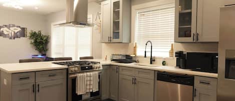 Microwave, oven, stovetop, dishwasher