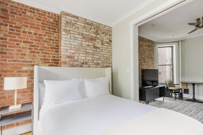 1 chambre, fer et planche à repasser, Wi-Fi, draps fournis