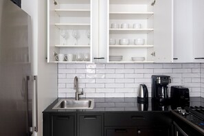 Fridge, microwave, oven, stovetop