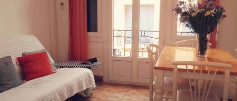 リビング エリア