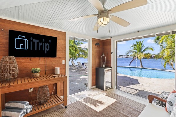 Unclassified image, 1 of 49, button