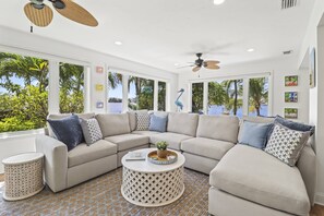 Imagen sin descripción, 2 de 49, botón