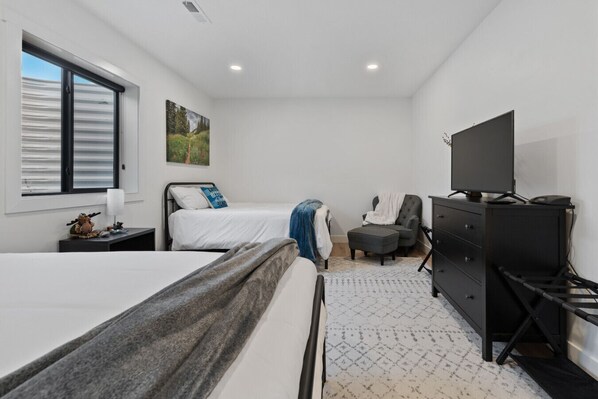 5 habitaciones, escritorio, cuna de viaje y wifi gratis