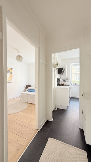 1 chambre, fer et planche à repasser, lit parapluie, Wi-Fi gratuit
