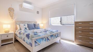 3 bedrooms, WiFi, bed sheets