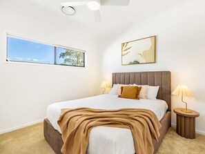 5 Schlafzimmer, Bügeleisen/Bügelbrett, WLAN, Bettwäsche