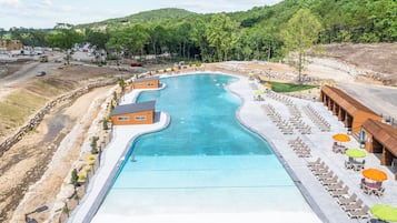 Innenpool, Außenpool