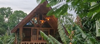 Gisban Wood Cabana & Hostel ( Luxury Wood Cabana In Habarana )