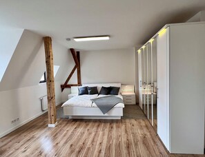 2 Schlafzimmer, Bügeleisen/Bügelbrett, WLAN, Bettwäsche