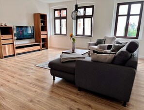 Télévision à écran plat