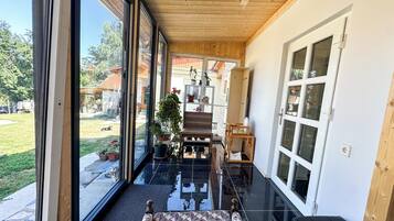 Casa familiar, 2 habitaciones, microondas (Nora Guest House) | Interior