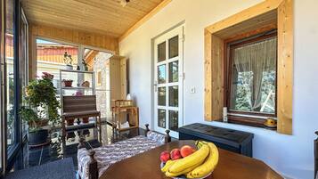 Family House, Multiple Bedrooms (Nora Guest House) | Outdoor dining
