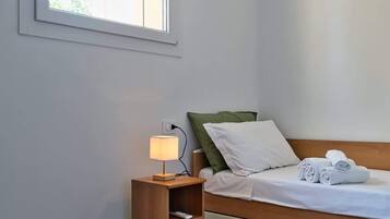 2 Schlafzimmer, BĂŒgeleisen/BĂŒgelbrett, BettwĂ€sche