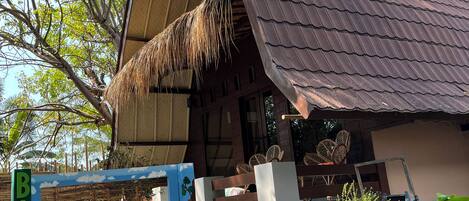 Deluxe Bungalow, Garden View