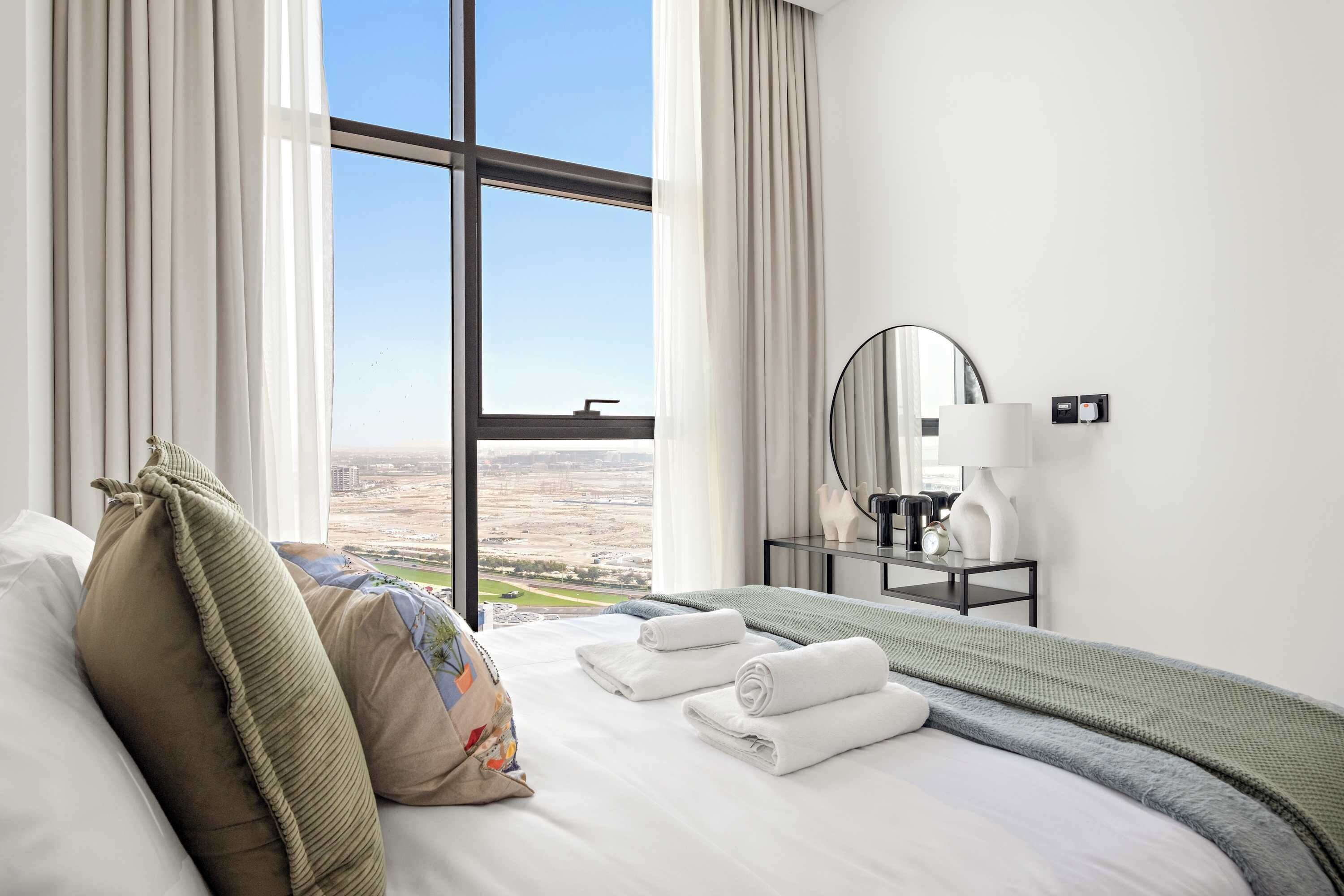 1 slaapkamer, een bureau, een strijkplank/strijkijzer, wifi