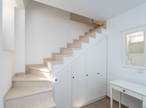 Apartment (Two Bedroom Apartment with Terrace) | Treppe