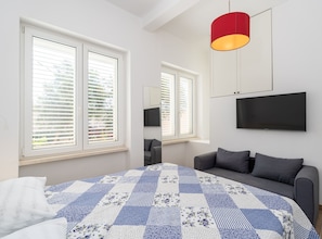Appartement (Two Bedroom Apartment with Terrace)