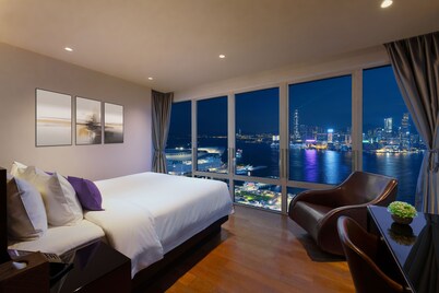 Hong Kong Harbour Hotel