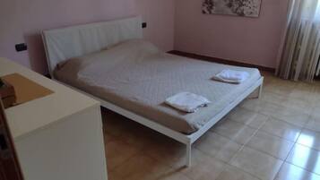 3 bedrooms, Internet, bed sheets