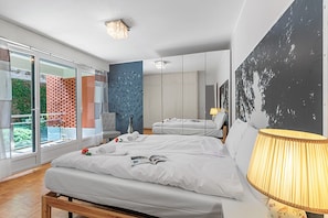Wifi gratis y ropa de cama