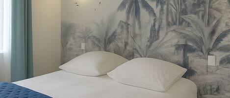 1 bedroom, iron/ironing board, Internet, bed sheets