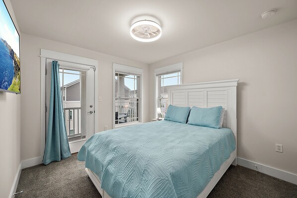 3 chambres, bureau, Wi-Fi gratuit, draps fournis