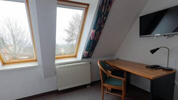 Single Room, Garden View | Free WiFi
