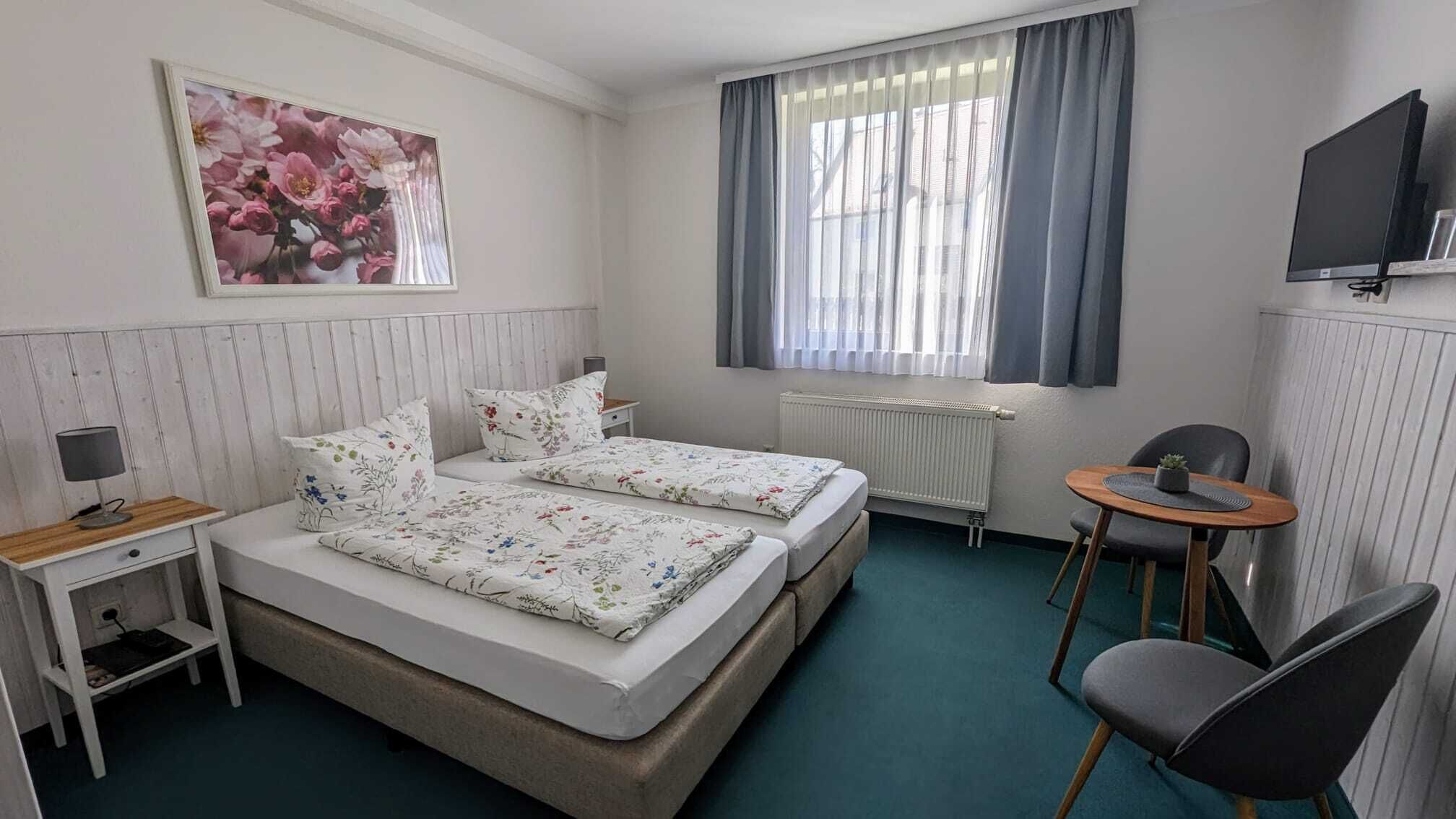 Habitación estándar doble, baño privado, vistas al jardín | Wifi gratis