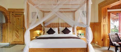 Habitació doble Deluxe | Roba de llit hipoal·lergògena, escriptori i habitacions insonoritzades