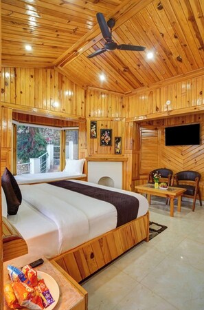 Family Double Room | Hypo-allergenic bedding, desk, soundproofing, free WiFi - Peachwood Resort Ramgarh (Kosiyakutoli)