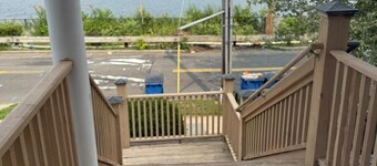 Beautiful Waterfront 4 Bedroom, 1.5 Bathroom Unit.