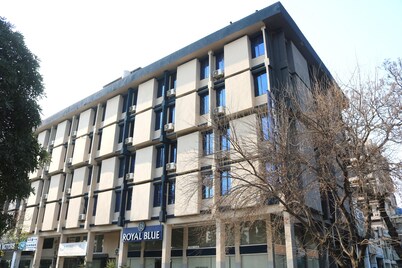 Royal Blue Hotel