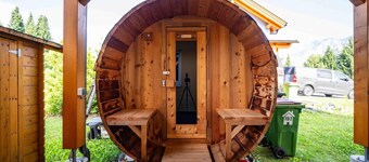 Villa with terrace, sauna near the border triangle