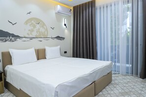 Basic Double Room | Laptop workspace, free WiFi, bed sheets - Rich Land Hotel (Samarkand)