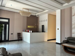 43-inch flat-screen TV with cable channels