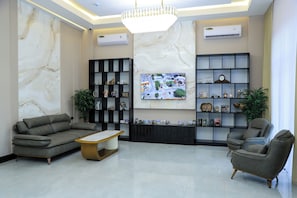 43-inch flat-screen TV with cable channels